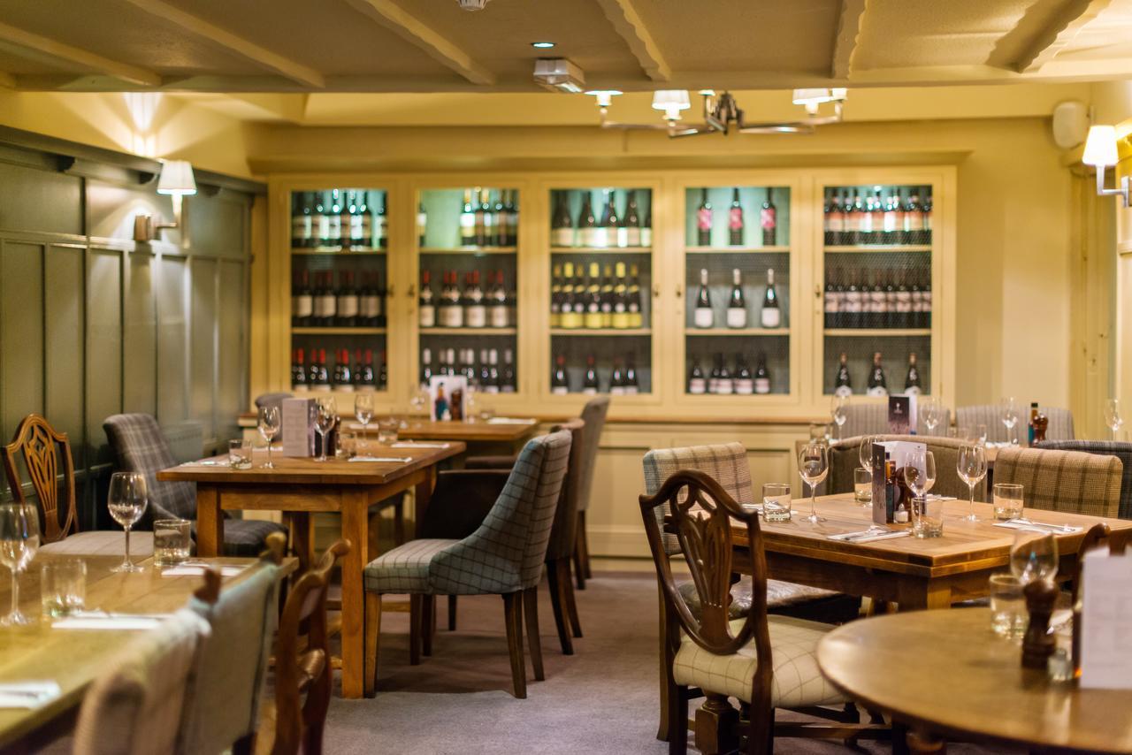 ホテル The Fenwick Steak & Seafood Pub Claughton エクステリア 写真
