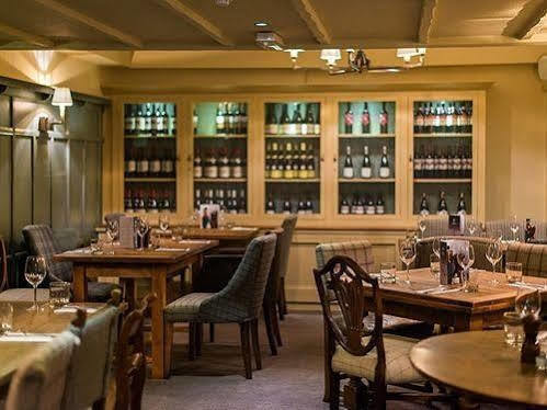 ホテル The Fenwick Steak & Seafood Pub Claughton エクステリア 写真